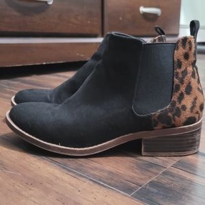 Steve Madden booties